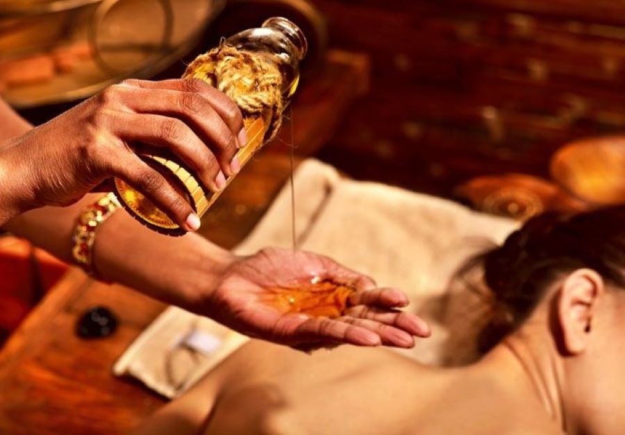 Abhyanga Therapy